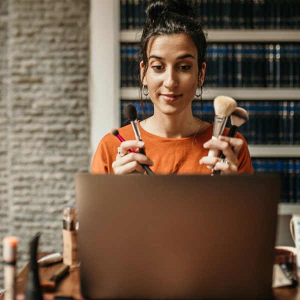 Dropshipping: O Que é e Como Usá-lo para Gerar Renda Extra Sem Estoque