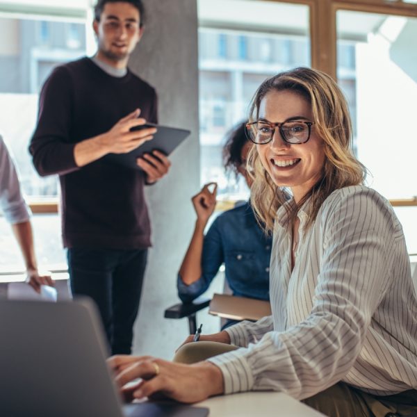 Tráfego Pago ou Orgânico: Qual a Melhor Estratégia para Aumentar Sua Renda Extra?